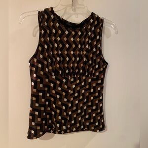 Chevron Patterned Sleeveless Top